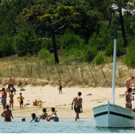 Hébergement de vacances Le Clos Des Flots - La *